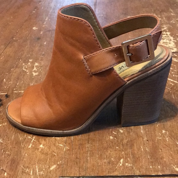 Steve Madden Tallen - Picture 4 of 7